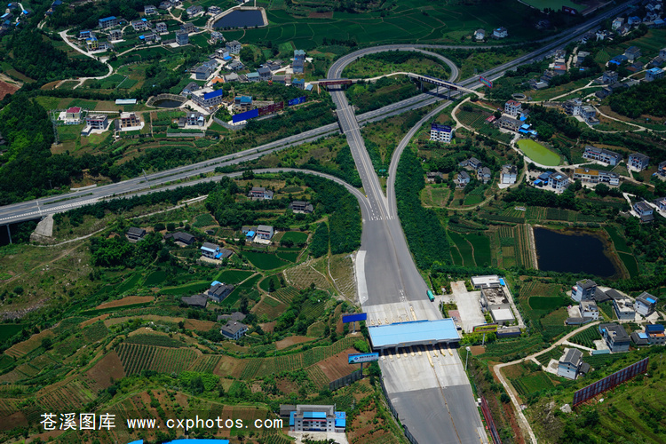 20150625苍溪县城高速公路入口航拍
