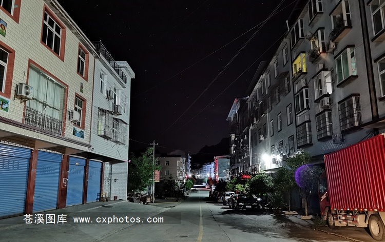 20200609苍溪元坝镇张王场夜景01